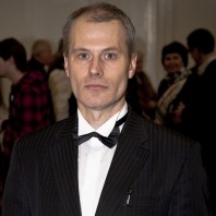 Анна Романова. ПРОШУМЕЛА ЭПОХА (памяти Сергея Овсянникова)